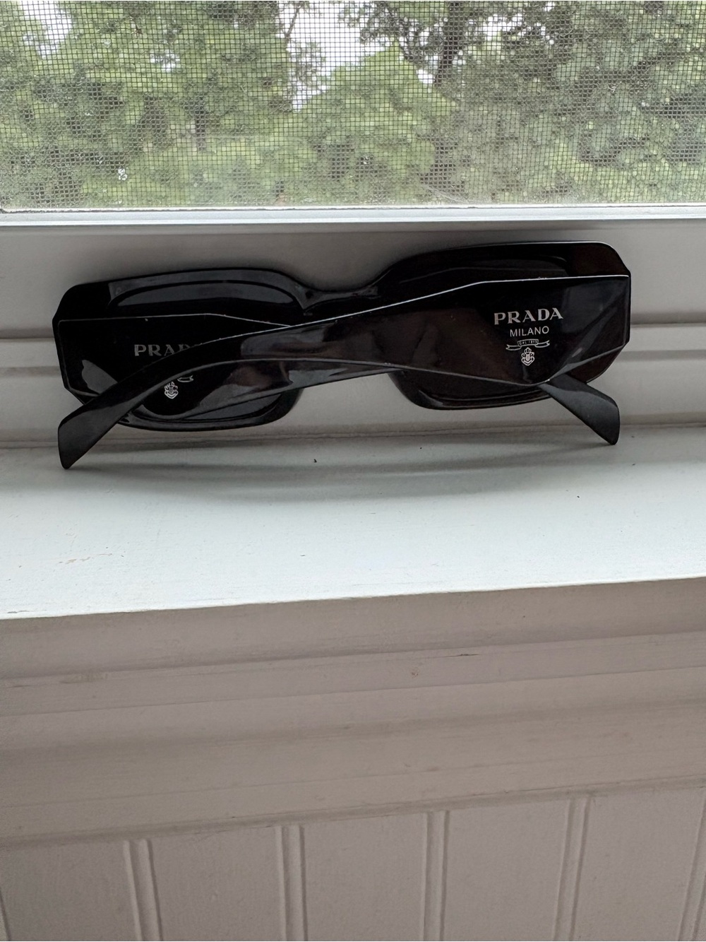 Black sunglasses - Picture 4 of 6